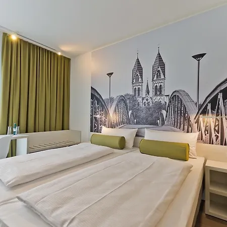 Hotel Super 8