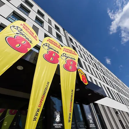 Отель Super 8 Фрайбург